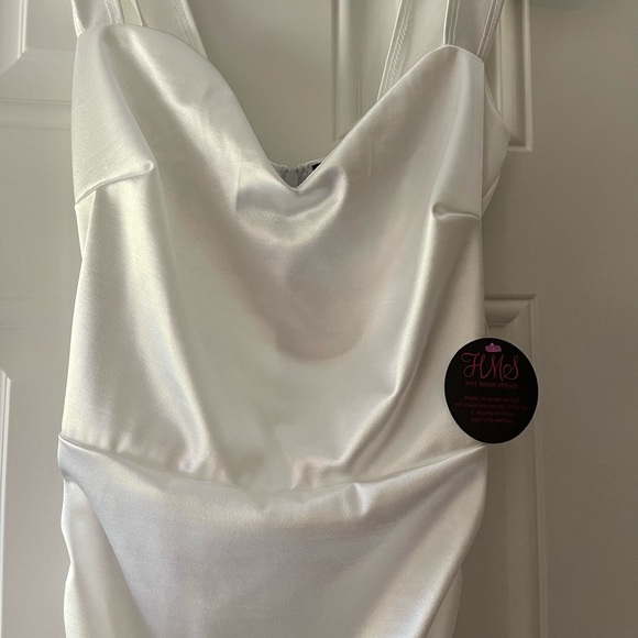NWT Ruched Satin effect White dress Hot Miami Styles Sz S 🔥 stretchy - Picture 4 of 6